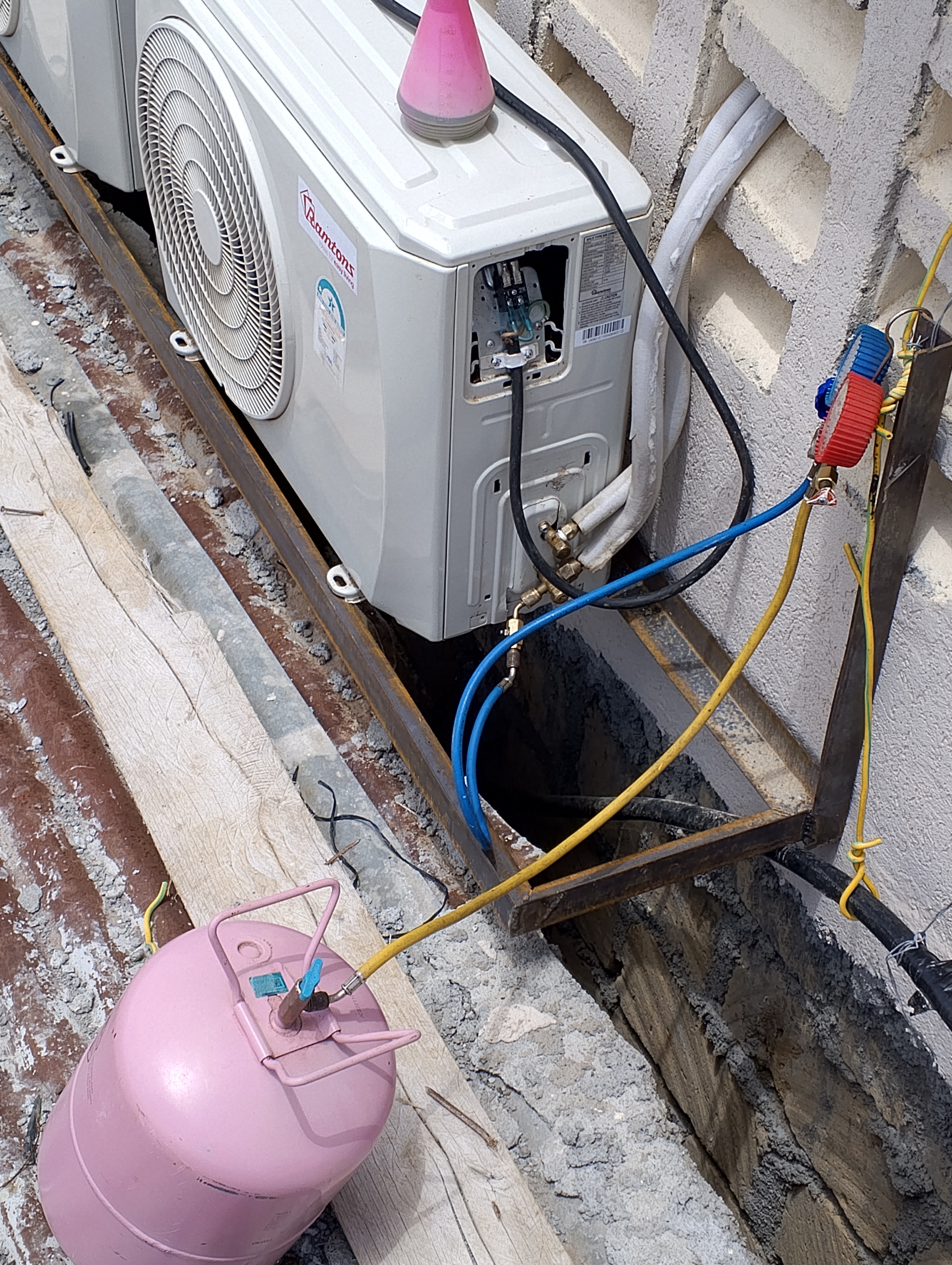 Indoor split unit